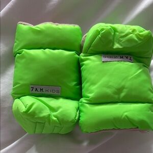 7 A.M. Kids Neon Green Mittens